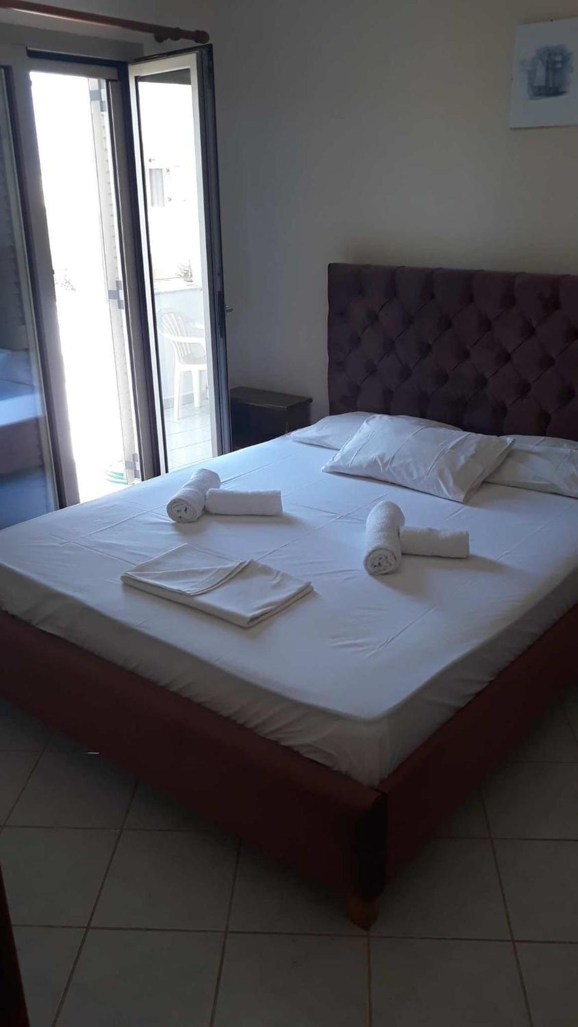 Pela Apartments Sissi  Ngoại thất bức ảnh